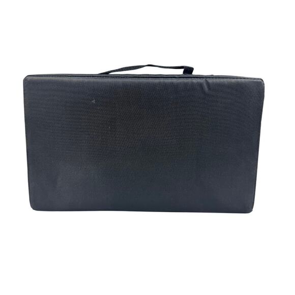 Case Logic Black Hard Shell Audio Cassette Storage Case Holds 30 Tapes - Picture 2 of 4